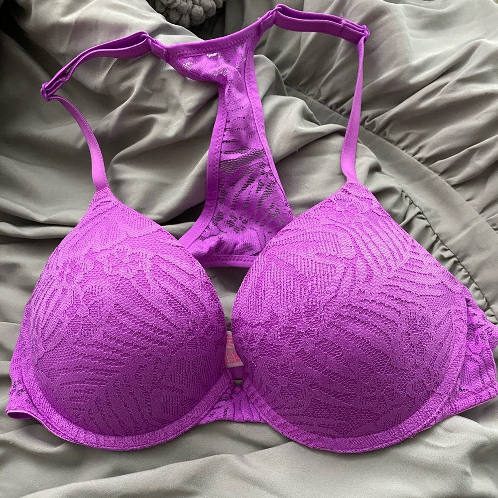 Victoria’s Secret PINK push up bra. NEW